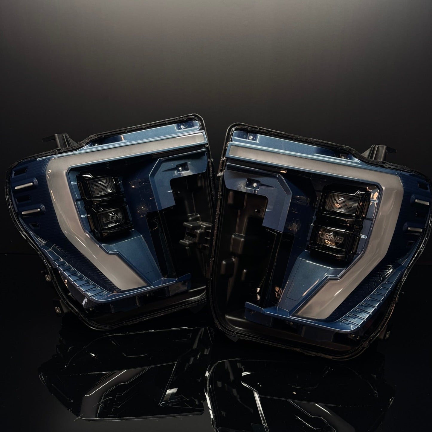GMC Sierra OEM Headlights (2024-2026 HD)