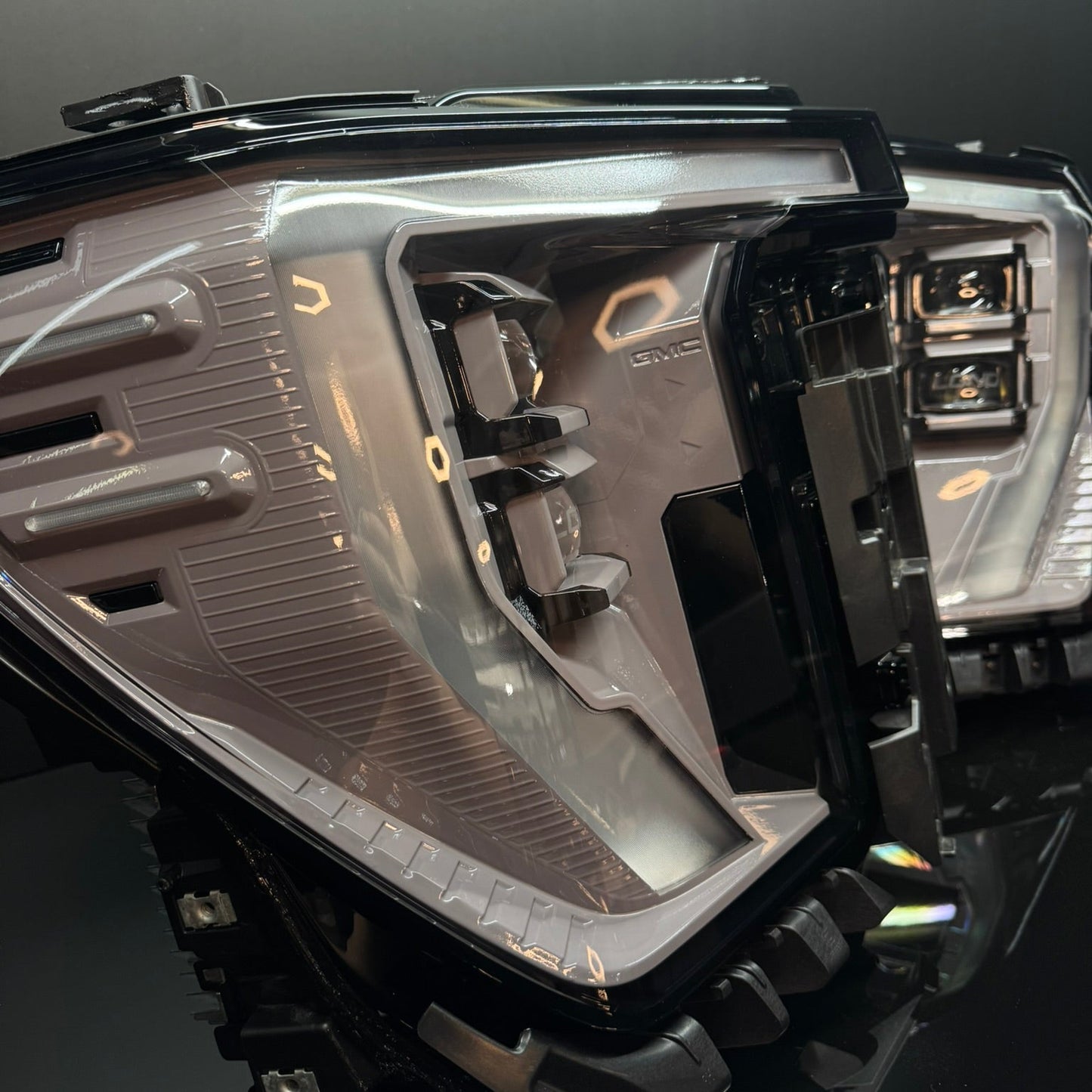 GMC Sierra OEM Headlights (2024-2026 HD)
